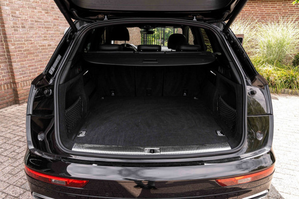 Audi Q5 50 TFSI e Quattro S Edition 300 PK Virtual Keyless Stoelverwarming Elek.Trekhaak 20''