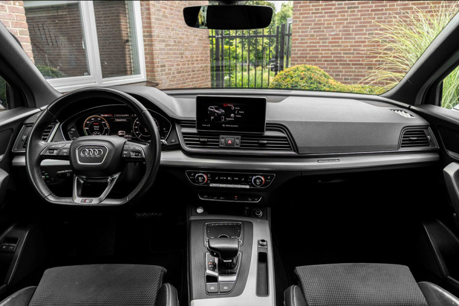 Audi Q5 50 TFSI e Quattro S Edition 300 PK Virtual Keyless Stoelverwarming Elek.Trekhaak 20''