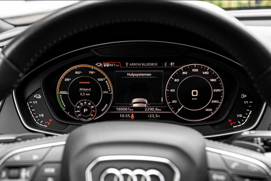 Audi Q5 50 TFSI e Quattro S Edition 300 PK Virtual Keyless Stoelverwarming Elek.Trekhaak 20''