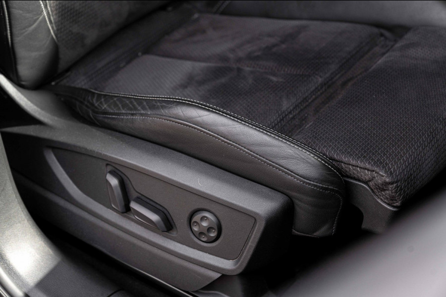 Audi Q5 50 TFSI e Quattro S Edition 300 PK Virtual Keyless Stoelverwarming Elek.Trekhaak 20''