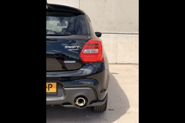 Suzuki Swift 1.4 Sport Smart Hybrid Camera CarPlay ACC 17'' LED Stoelverwarming
