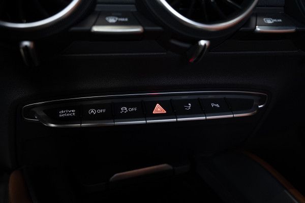 Audi TT Roadster 45 TFSI quattro Pro Line S Competition B&O Leer Virtual Camera PDC Navi Stoelverwarming LM velgen