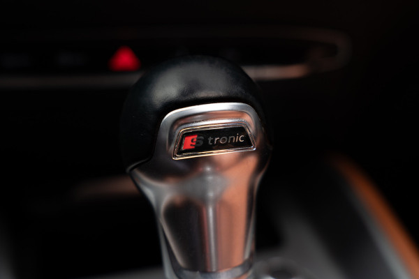 Audi TT Roadster 45 TFSI quattro Pro Line S Competition B&O Leer Virtual Camera PDC Navi Stoelverwarming LM velgen