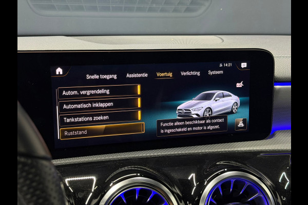 Mercedes-Benz CLA-Klasse 200 AMG Edition Pano Dodehoek Camera Sfeerver 19"