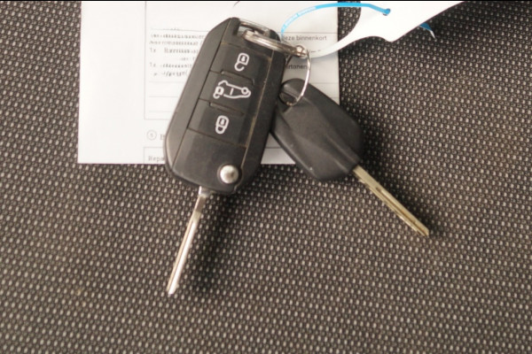 Peugeot Partner 1.5 BlueHDI Asphalt -NAVI-CAM-DAB-