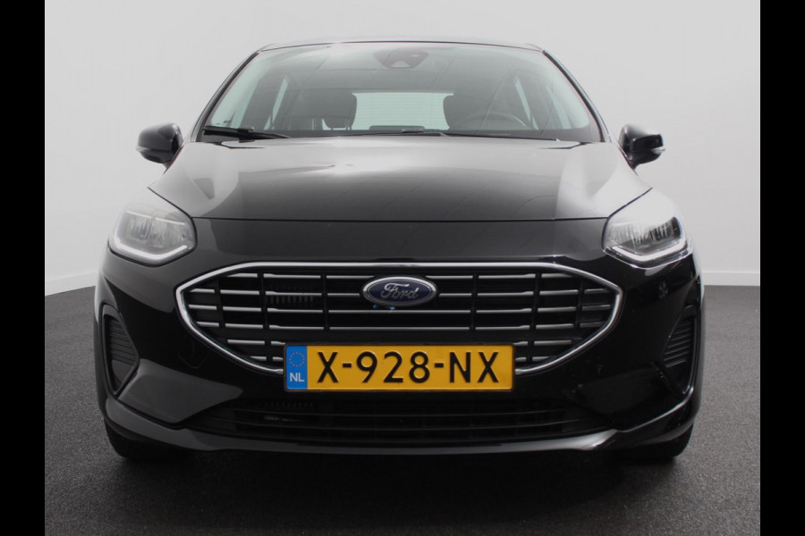 Ford Fiesta 1.0 125pk Titanium Navigatie Climate control Led Parkeer sensoren Lichtmetalen velgen Cruise Control Stoelverwarming Bluetooth