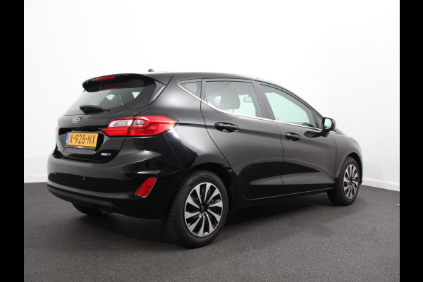 Ford Fiesta 1.0 125pk Titanium Navigatie Climate control Led Parkeer sensoren Lichtmetalen velgen Cruise Control Stoelverwarming Bluetooth