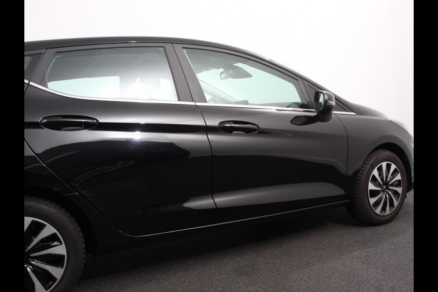 Ford Fiesta 1.0 125pk Titanium Navigatie Climate control Led Parkeer sensoren Lichtmetalen velgen Cruise Control Stoelverwarming Bluetooth