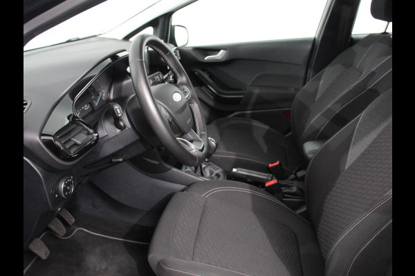 Ford Fiesta 1.0 125pk Titanium Navigatie Climate control Led Parkeer sensoren Lichtmetalen velgen Cruise Control Stoelverwarming Bluetooth
