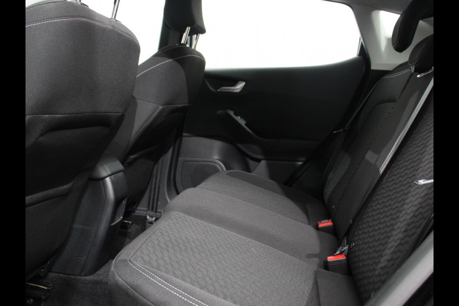 Ford Fiesta 1.0 125pk Titanium Navigatie Climate control Led Parkeer sensoren Lichtmetalen velgen Cruise Control Stoelverwarming Bluetooth
