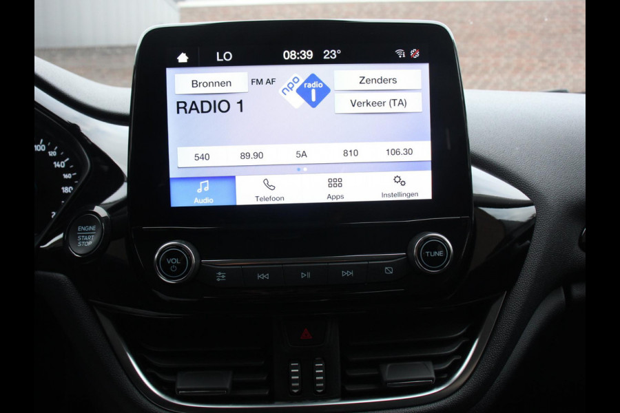 Ford Fiesta 1.0 125pk Titanium Navigatie Climate control Led Parkeer sensoren Lichtmetalen velgen Cruise Control Stoelverwarming Bluetooth