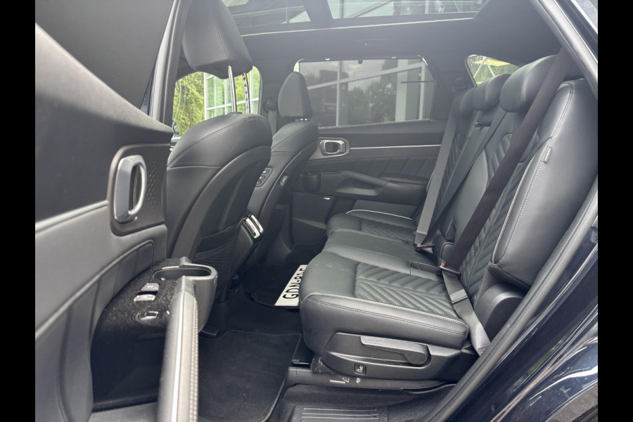 Kia Sorento 1.6 T-GDi Plug-in Hybrid 4WD ExecutiveLine 7p | Trekhaak | 360 Camera | Schuif/kantel Dak | Adaptief |