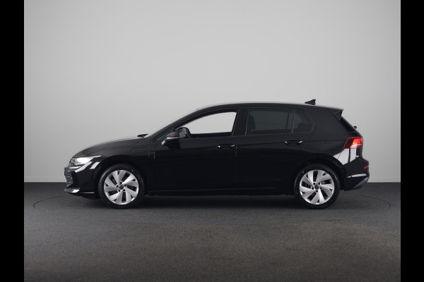 Volkswagen Golf 1.5 eHybrid Life Edition 204 pk Automaat (DSG) | Verlengde garantie | Navigatie | Parkeersensoren (Park assist) | Achteruitrijcamera | Autom. airco (3 zones) |