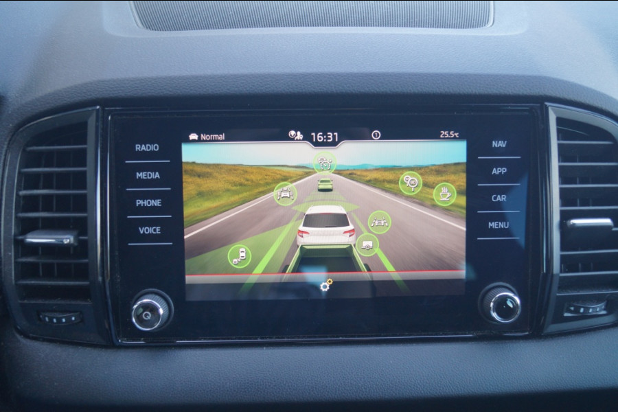 Škoda Karoq 1.5 TSI 150pk DSG Sportline Business -PANO-ECC-NAVI-