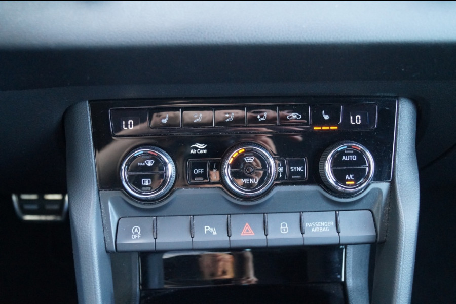 Škoda Karoq 1.5 TSI 150pk DSG Sportline Business -PANO-ECC-NAVI-