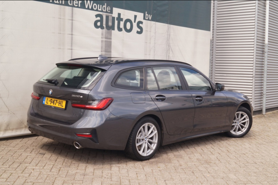 BMW 3 Serie Touring 320e PHEV Business Edition Plus -LEER-ECC-NAVI-