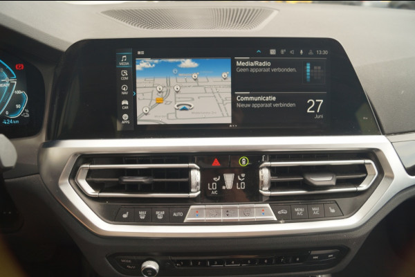 BMW 3 Serie Touring 320e PHEV Business Edition Plus -LEER-ECC-NAVI-
