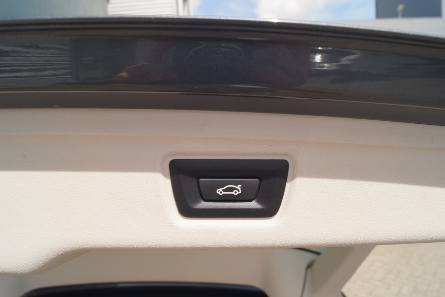 BMW 3 Serie Touring 320e PHEV Business Edition Plus -LEER-ECC-NAVI-