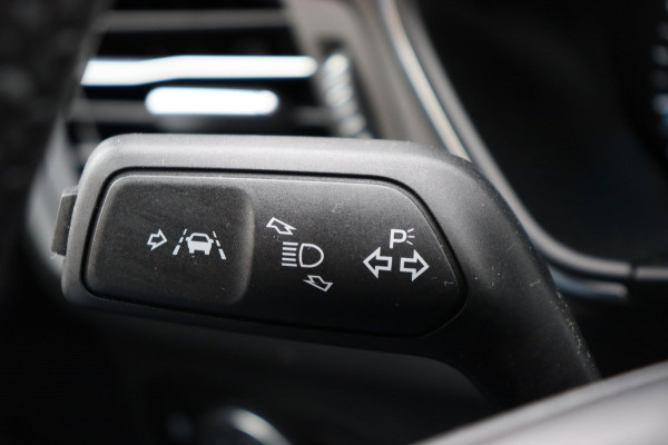 Ford FOCUS Wagon 1.0 EcoBoost Hybrid Titanium Style org.NL carplay LED