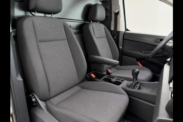 Volkswagen Caddy Cargo 2.0 TDI Comfort Trekhaak Camera Apple Carplay Android Auto Cruise Control Parkeersensoren Achterdeuren Zijschuifdeur Airco Bluetooth Side Bar