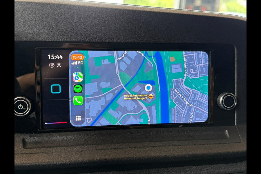 Volkswagen Caddy Cargo 2.0 TDI Comfort Trekhaak Camera Apple Carplay Android Auto Cruise Control Parkeersensoren Achterdeuren Zijschuifdeur Airco Bluetooth Side Bar