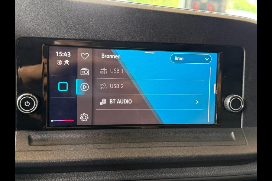 Volkswagen Caddy Cargo 2.0 TDI Comfort Trekhaak Camera Apple Carplay Android Auto Cruise Control Parkeersensoren Achterdeuren Zijschuifdeur Airco Bluetooth Side Bar