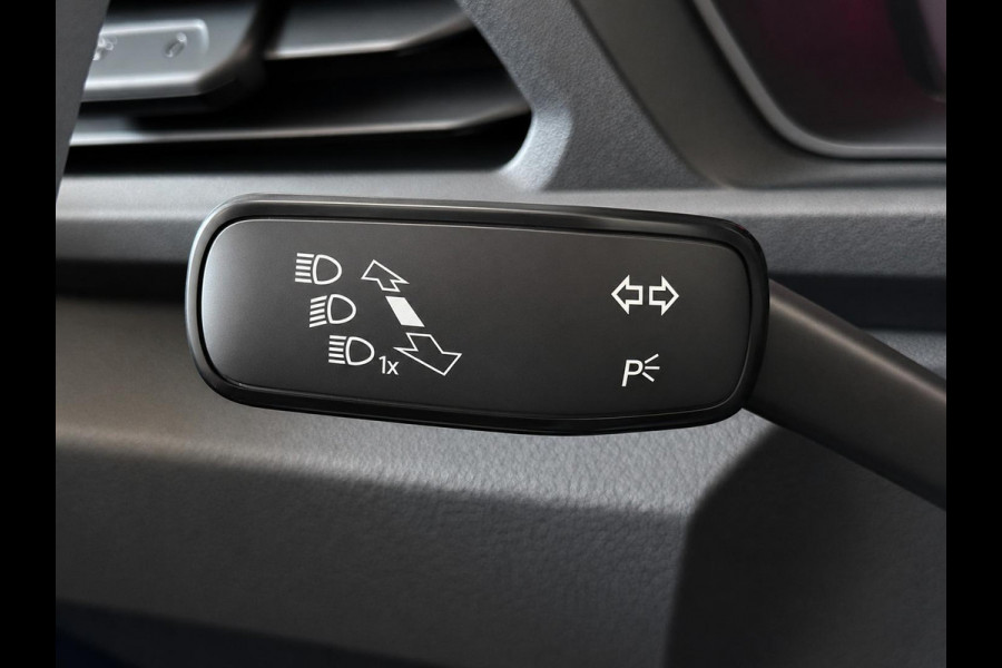 Volkswagen Caddy Cargo 2.0 TDI Comfort Trekhaak Camera Apple Carplay Android Auto Cruise Control Parkeersensoren Achterdeuren Zijschuifdeur Airco Bluetooth Side Bar