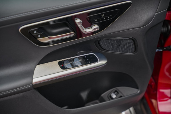 Mercedes-Benz GLC Coupé 400e 4MATIC AMG Line Schuifdak Ambient Trekhaak Leer 360 Camera Memory ACC