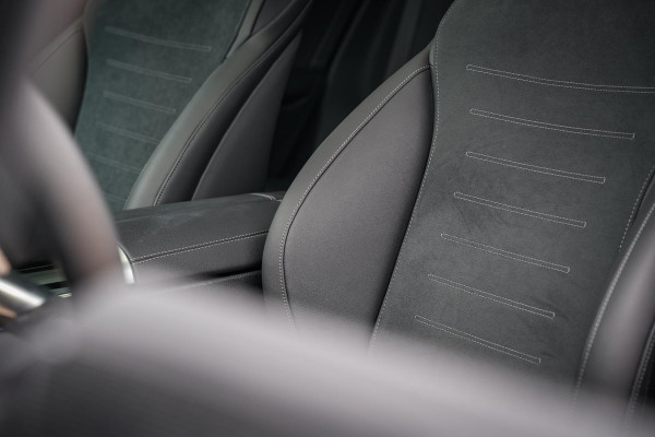 Mercedes-Benz GLC Coupé 400e 4MATIC AMG Line Schuifdak Ambient Trekhaak Leer 360 Camera Memory ACC
