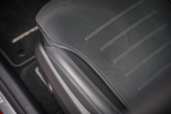 Mercedes-Benz GLC Coupé 400e 4MATIC AMG Line Schuifdak Ambient Trekhaak Leer 360 Camera Memory ACC