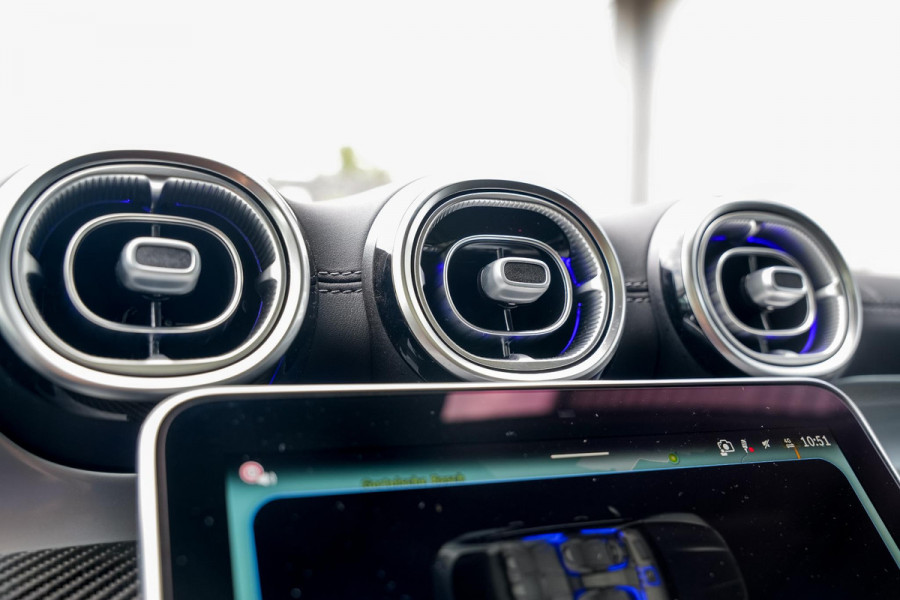 Mercedes-Benz GLC Coupé 400e 4MATIC AMG Line Schuifdak Ambient Trekhaak Leer 360 Camera Memory ACC