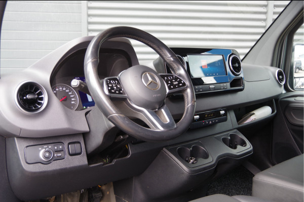 Mercedes-Benz Sprinter 519 3.0 CDI V6 L2H2 AUT. N1! DUBBELLUCHT, LED, 360 CAMERA, 3.5T TREKHAAK, LEDER, MBUX 10'', CRUISE, NAVI, CLIMA,