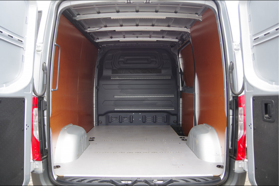 Mercedes-Benz Sprinter 317 1.9 CDI L1H1 RWD AUT. LED, ADAPT. CRUISE, MBUX 10'', GEV. STOEL, CAMERA, NAVI, CLIMA, VOORRUITVERWARMING