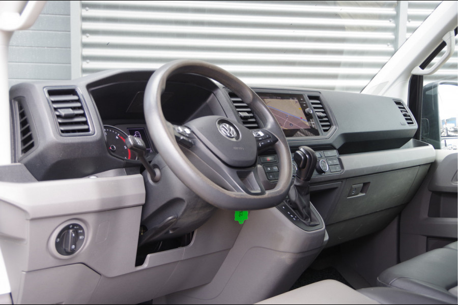 Volkswagen Crafter 35 2.0 TDI L3H3(L2H2) Highline 177PK AUT. LED, TREKHAAK, STOELVERWARMING, CAMERA, NAVI, CRUISE, AIRCO, VOORRUIT VERWARMING