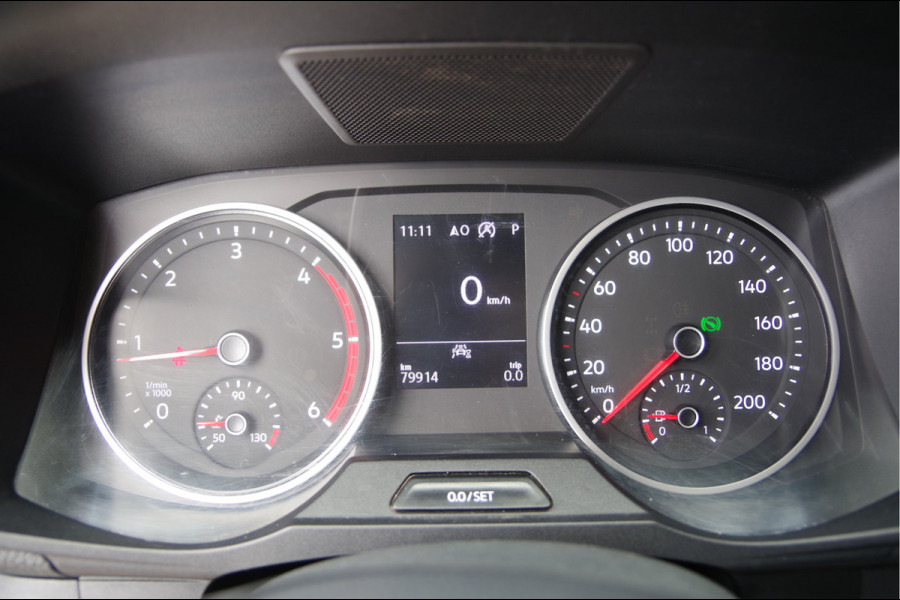 Volkswagen Crafter 35 2.0 TDI L3H3(L2H2) Highline 177PK AUT. LED, TREKHAAK, STOELVERWARMING, CAMERA, NAVI, CRUISE, AIRCO, VOORRUIT VERWARMING