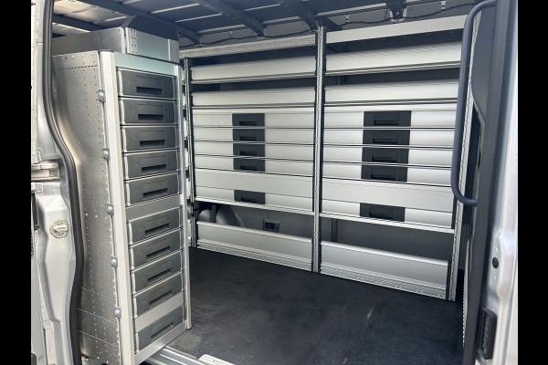 Mercedes-Benz Sprinter 315 CDI L2 H1 RWD 3500KG Trekhaak / BOTT Inrichting / MBUX 10.25 / Navigatie / Cruise control / Airco / 270 Graden achterdeuren