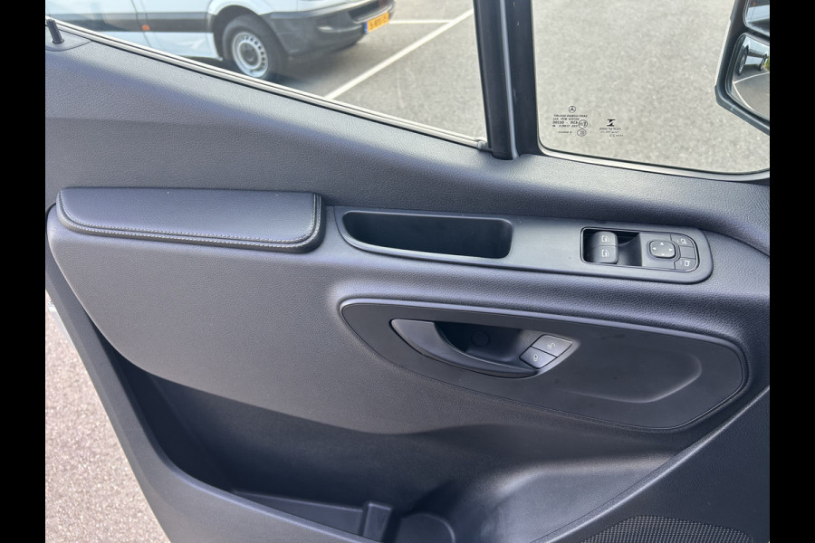Mercedes-Benz Sprinter 315 CDI L2 H1 RWD 3500KG Trekhaak / BOTT Inrichting / MBUX 10.25 / Navigatie / Cruise control / Airco / 270 Graden achterdeuren