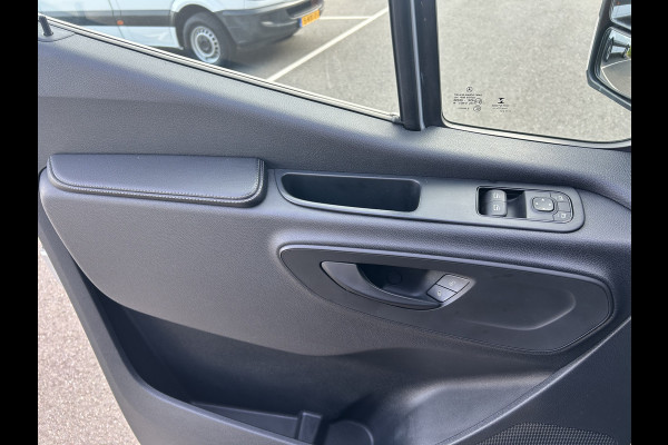 Mercedes-Benz Sprinter 315 CDI L2 H1 RWD 3500KG Trekhaak / BOTT Inrichting / MBUX 10.25 / Navigatie / Cruise control / Airco / 270 Graden achterdeuren