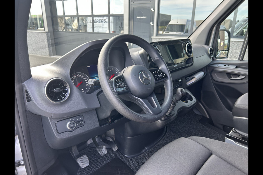 Mercedes-Benz Sprinter 315 CDI L2 H1 RWD 3500KG Trekhaak / BOTT Inrichting / MBUX 10.25 / Navigatie / Cruise control / Airco / 270 Graden achterdeuren