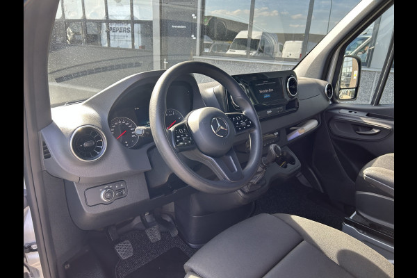 Mercedes-Benz Sprinter 315 CDI L2 H1 RWD 3500KG Trekhaak / BOTT Inrichting / MBUX 10.25 / Navigatie / Cruise control / Airco / 270 Graden achterdeuren