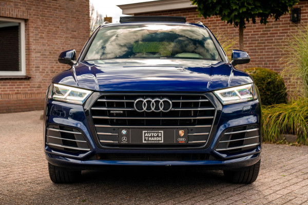 Audi Q5 55 TFSI e Quattro Competition 3x S-Line 367 PK Pano Virtual Keyless Camera 20''