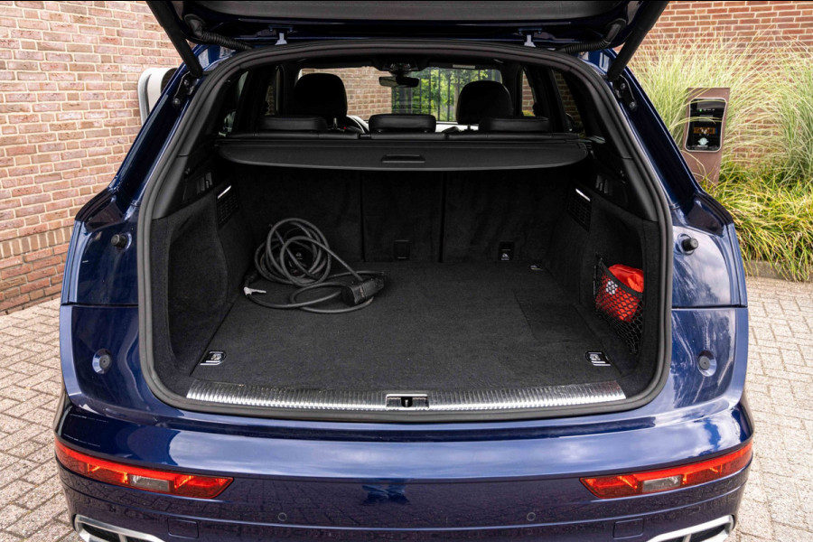 Audi Q5 55 TFSI e Quattro Competition 3x S-Line 367 PK Pano Virtual Keyless Camera 20''