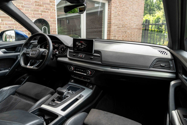 Audi Q5 55 TFSI e Quattro Competition 3x S-Line 367 PK Pano Virtual Keyless Camera 20''