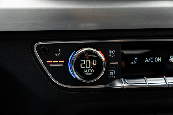 Audi Q5 55 TFSI e Quattro Competition 3x S-Line 367 PK Pano Virtual Keyless Camera 20''