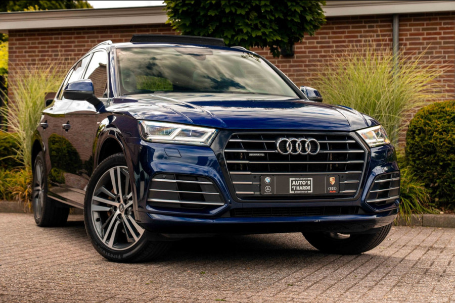 Audi Q5 55 TFSI e Quattro Competition 3x S-Line 367 PK Pano Virtual Keyless Camera 20''