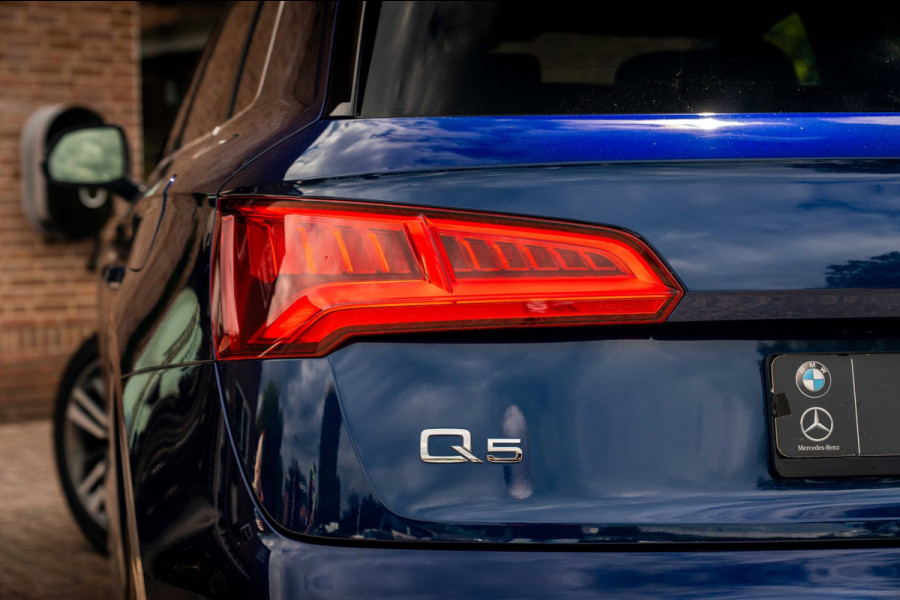 Audi Q5 55 TFSI e Quattro Competition 3x S-Line 367 PK Pano Virtual Keyless Camera 20''