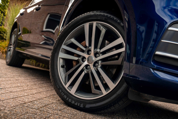 Audi Q5 55 TFSI e Quattro Competition 3x S-Line 367 PK Pano Virtual Keyless Camera 20''