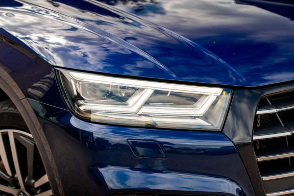 Audi Q5 55 TFSI e Quattro Competition 3x S-Line 367 PK Pano Virtual Keyless Camera 20''