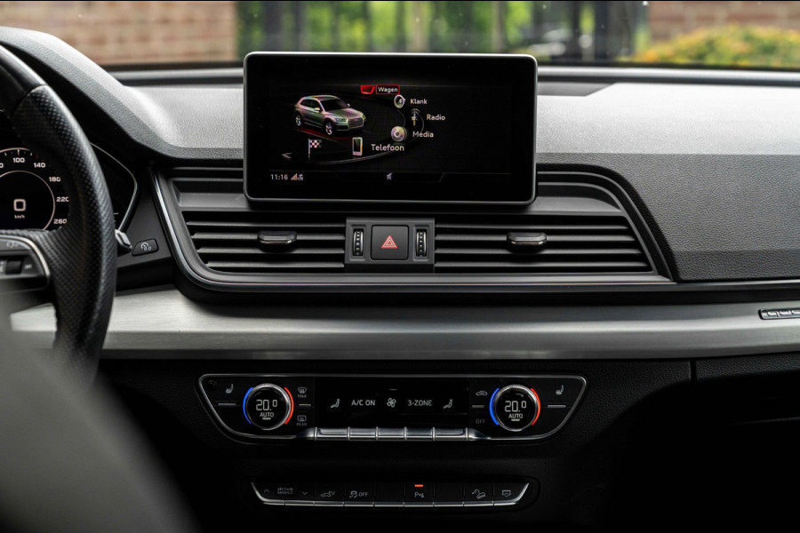 Audi Q5 55 TFSI e Quattro Competition 3x S-Line 367 PK Pano Virtual Keyless Camera 20''