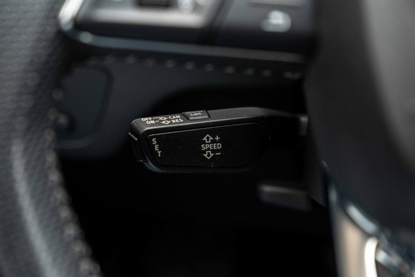 Audi Q5 55 TFSI e Quattro Competition 3x S-Line 367 PK Pano Virtual Keyless Camera 20''